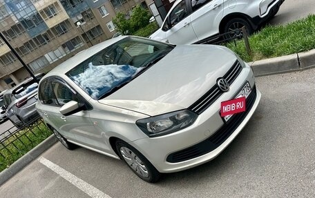 Volkswagen Polo VI (EU Market), 2013 год, 670 000 рублей, 3 фотография