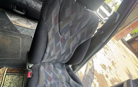 Mitsubishi RVR III рестайлинг, 1999 год, 350 000 рублей, 18 фотография