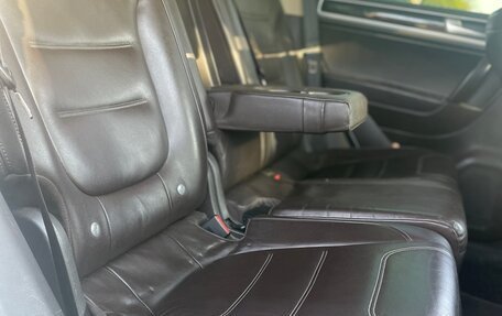 Volkswagen Touareg III, 2011 год, 1 890 000 рублей, 14 фотография