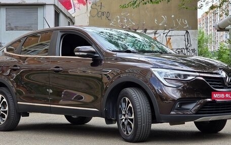 Renault Arkana I, 2020 год, 1 820 000 рублей, 2 фотография