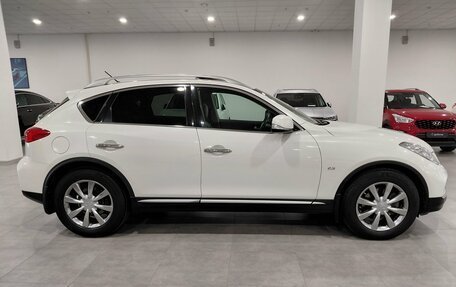 Infiniti QX50 I рестайлинг, 2016 год, 1 789 000 рублей, 4 фотография