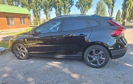 Volvo V40 Cross Country I, 2014 год, 1 170 000 рублей, 3 фотография