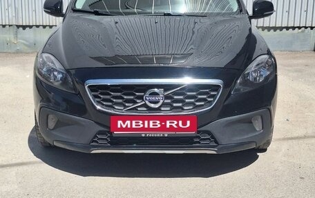 Volvo V40 Cross Country I, 2014 год, 1 170 000 рублей, 2 фотография