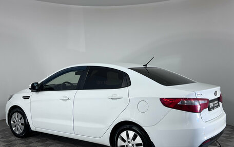 KIA Rio III рестайлинг, 2012 год, 685 000 рублей, 6 фотография