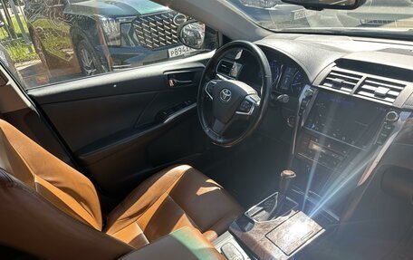 Toyota Camry, 2016 год, 1 999 000 рублей, 5 фотография