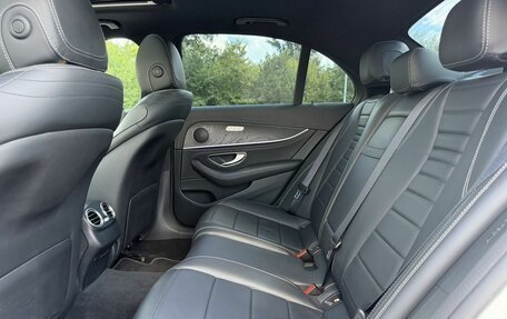 Mercedes-Benz E-Класс, 2020 год, 4 850 000 рублей, 29 фотография