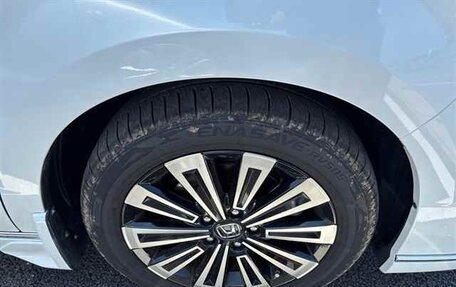 Honda Stepwgn, 2022 год, 2 210 000 рублей, 10 фотография