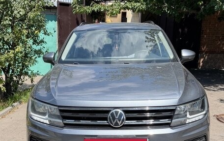 Volkswagen Tiguan II, 2021 год, 2 750 000 рублей, 1 фотография