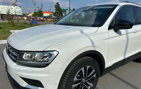 Volkswagen Tiguan II, 2019 год, 2 550 000 рублей, 1 фотография
