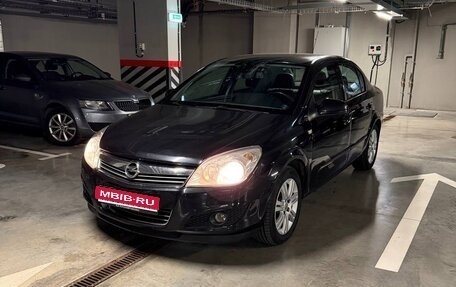 Opel Astra H, 2011 год, 790 000 рублей, 1 фотография