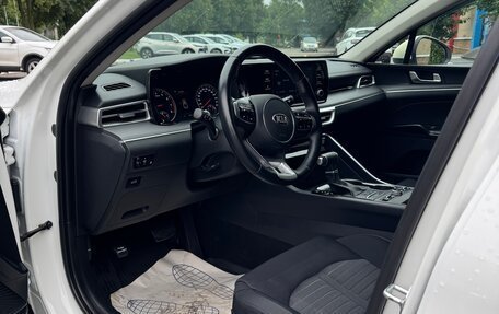 KIA K5, 2021 год, 2 400 000 рублей, 8 фотография