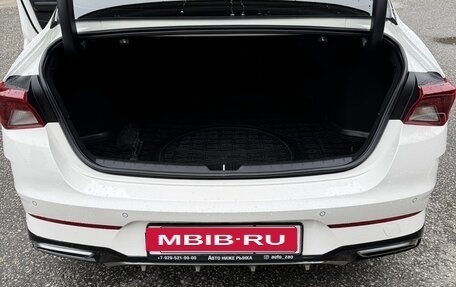 KIA K5, 2021 год, 2 400 000 рублей, 16 фотография