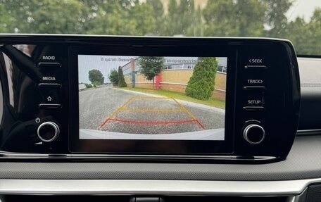 KIA K5, 2021 год, 2 400 000 рублей, 12 фотография