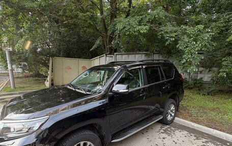 Toyota Land Cruiser Prado 150 рестайлинг 2, 2018 год, 4 500 000 рублей, 2 фотография