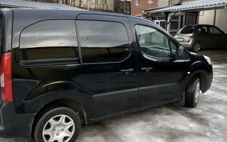 Peugeot Partner II рестайлинг 2, 2010 год, 550 000 рублей, 2 фотография