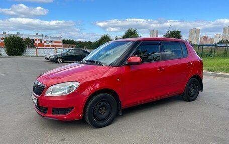 Skoda Fabia II, 2010 год, 300 000 рублей, 2 фотография