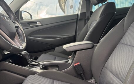 Hyundai Tucson III, 2018 год, 2 380 000 рублей, 9 фотография