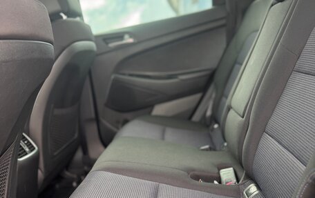 Hyundai Tucson III, 2018 год, 2 380 000 рублей, 10 фотография
