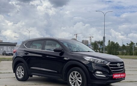 Hyundai Tucson III, 2018 год, 2 380 000 рублей, 7 фотография