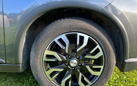 Mitsubishi Outlander III рестайлинг 3, 2019 год, 1 900 000 рублей, 5 фотография