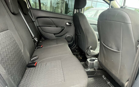 Renault Logan II, 2019 год, 799 000 рублей, 9 фотография
