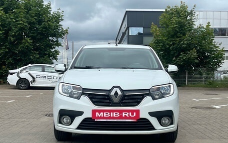 Renault Logan II, 2019 год, 799 000 рублей, 2 фотография