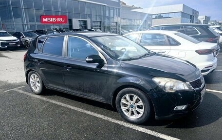 KIA cee'd I рестайлинг, 2011 год, 690 000 рублей, 2 фотография