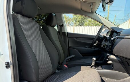 KIA Rio IV, 2018 год, 1 569 000 рублей, 10 фотография