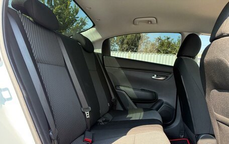 KIA Rio IV, 2018 год, 1 569 000 рублей, 9 фотография