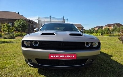 Dodge Challenger III рестайлинг 2, 2017 год, 3 650 000 рублей, 1 фотография