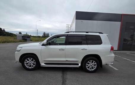 Toyota Land Cruiser 200, 2016 год, 5 700 000 рублей, 2 фотография