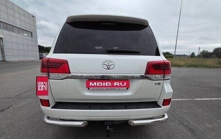Toyota Land Cruiser 200, 2016 год, 5 700 000 рублей, 4 фотография