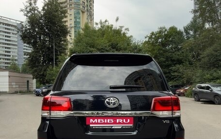 Toyota Land Cruiser 200, 2015 год, 6 300 000 рублей, 6 фотография