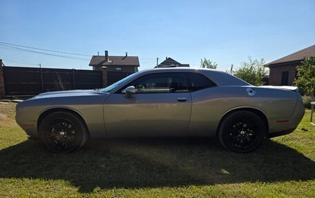 Dodge Challenger III рестайлинг 2, 2017 год, 3 650 000 рублей, 5 фотография