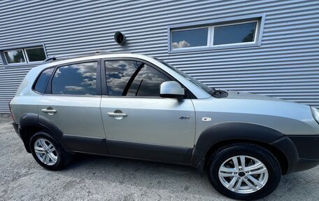 Hyundai Tucson III, 2006 год, 750 000 рублей, 21 фотография