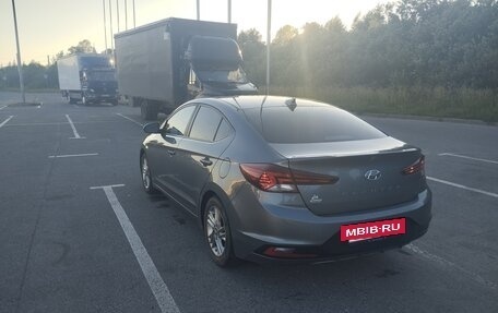 Hyundai Elantra VI рестайлинг, 2018 год, 1 250 000 рублей, 4 фотография