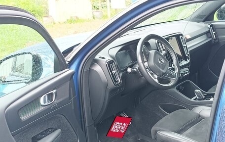 Volvo XC40 I, 2021 год, 3 500 000 рублей, 9 фотография