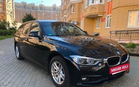BMW 3 серия, 2018 год, 1 745 000 рублей, 11 фотография