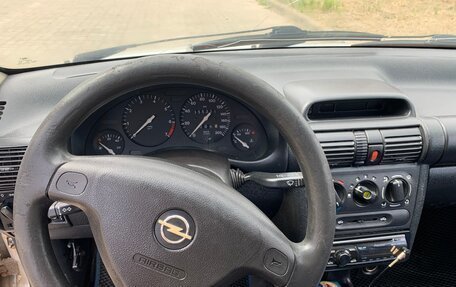 Opel Corsa B, 2000 год, 135 000 рублей, 4 фотография