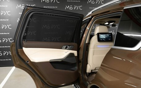 BMW X7, 2019 год, 6 000 000 рублей, 19 фотография