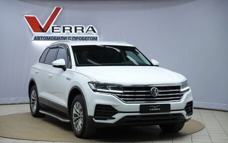 Volkswagen Touareg III, 2019 год, 3 950 000 рублей, 3 фотография