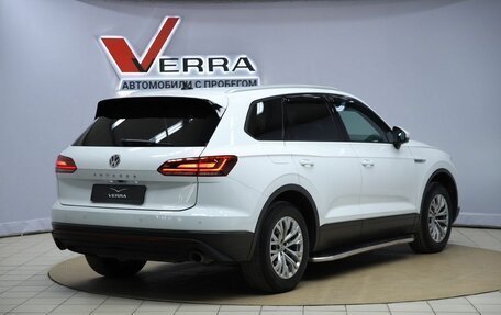 Volkswagen Touareg III, 2019 год, 3 950 000 рублей, 5 фотография