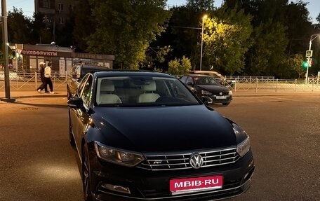 Volkswagen Passat B8 рестайлинг, 2017 год, 1 820 000 рублей, 1 фотография