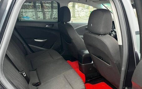 Opel Astra J, 2010 год, 580 000 рублей, 4 фотография