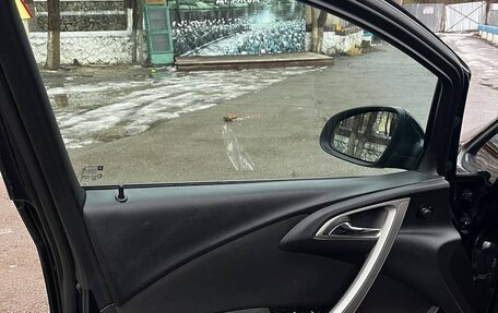 Opel Astra J, 2010 год, 580 000 рублей, 6 фотография