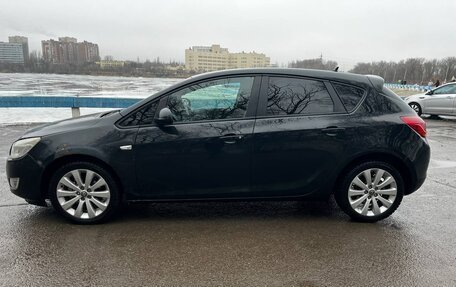 Opel Astra J, 2010 год, 580 000 рублей, 19 фотография