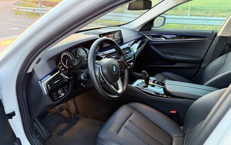 BMW 5 серия, 2018 год, 3 200 000 рублей, 12 фотография