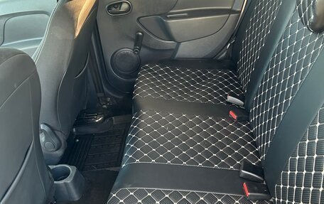 Renault Logan II, 2017 год, 745 000 рублей, 8 фотография