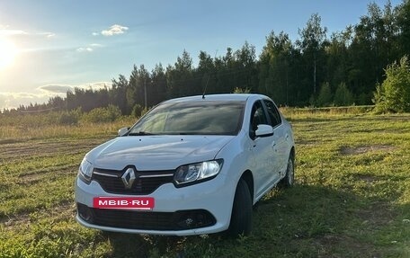 Renault Logan II, 2017 год, 745 000 рублей, 6 фотография