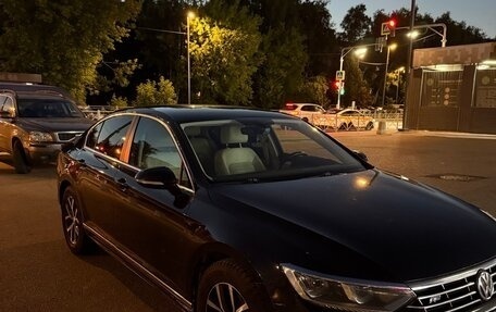 Volkswagen Passat B8 рестайлинг, 2017 год, 1 820 000 рублей, 4 фотография